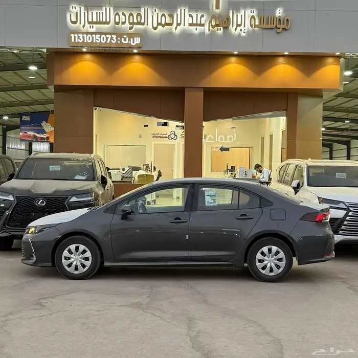 كورلا استاندر مكينه 2000لون رصاصي فضي كاش وبنك 1