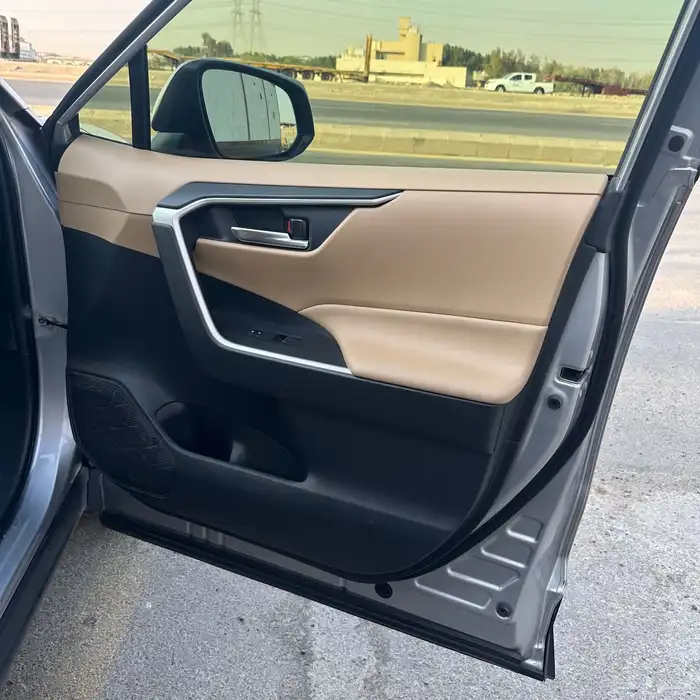 تويوتا راف فور RAV4 2023 24