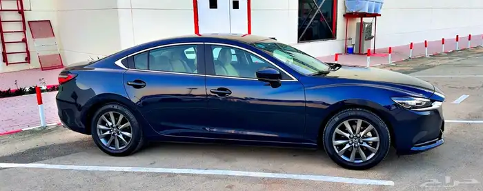 مازدا 6 2022 ازرق غامق كحلي نظيف ممشى قليل 5