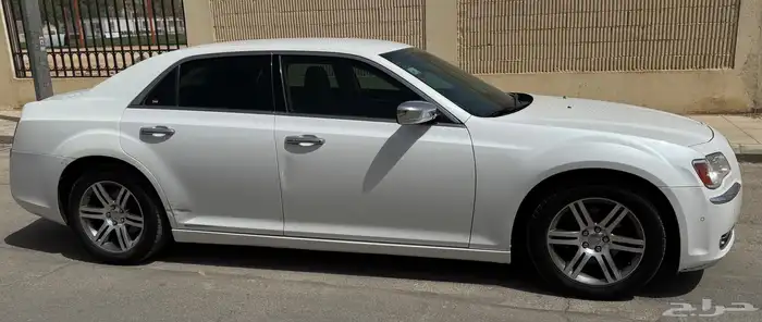 كرايسلر 300 ليمتد 6