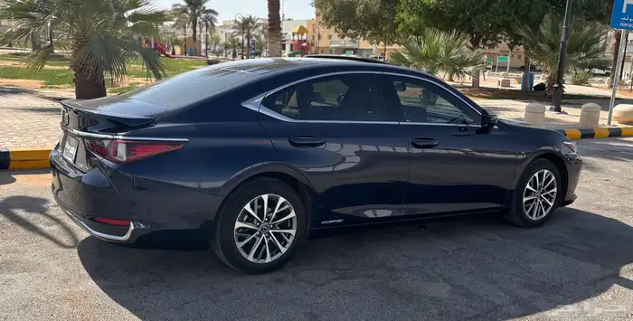 لكزس 2022 هايبرد AH سعودي ضمان الوكيل ساري 6