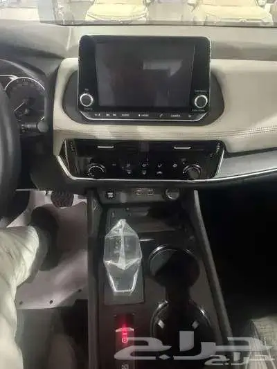 نيسان اكستريل 7 مقاعد ستاندر بدون دبل 2025 8