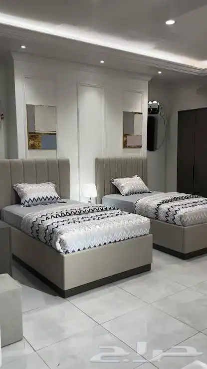 غرفه نوم طراحه سرير كمودينه مكيفات 0