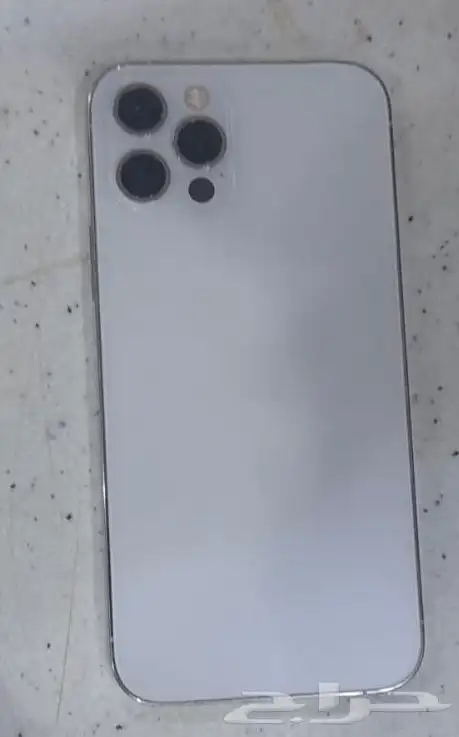 ايفون 12 برو فضى نضيف مانفك ولايشكي من شي 2