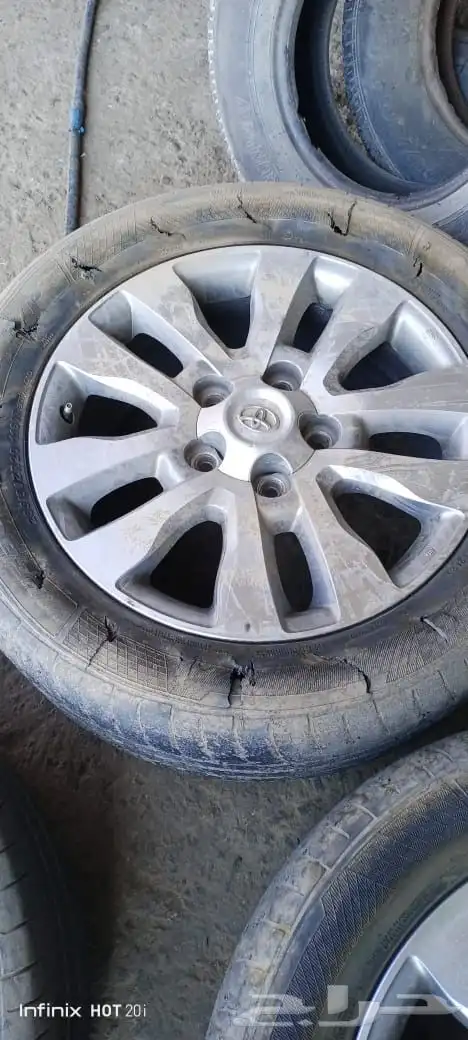 جنوط سكويا جنط 20 بالكفرات 0