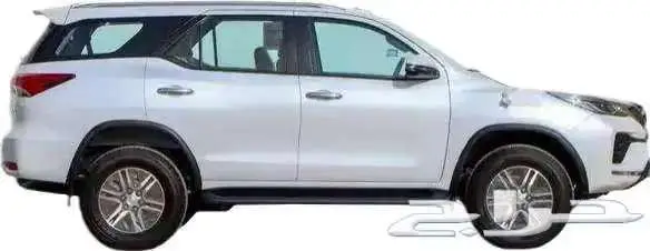 فورشنر VX1 بنزين موديل 2025 حبه فقط ابيض لؤلؤي 6