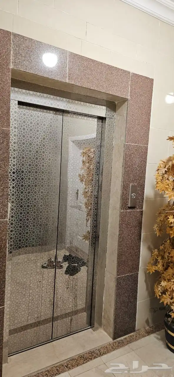 شقة اربع غرف مكيفه ومطبخ حي البدراني وخمس غرف العنزي 2