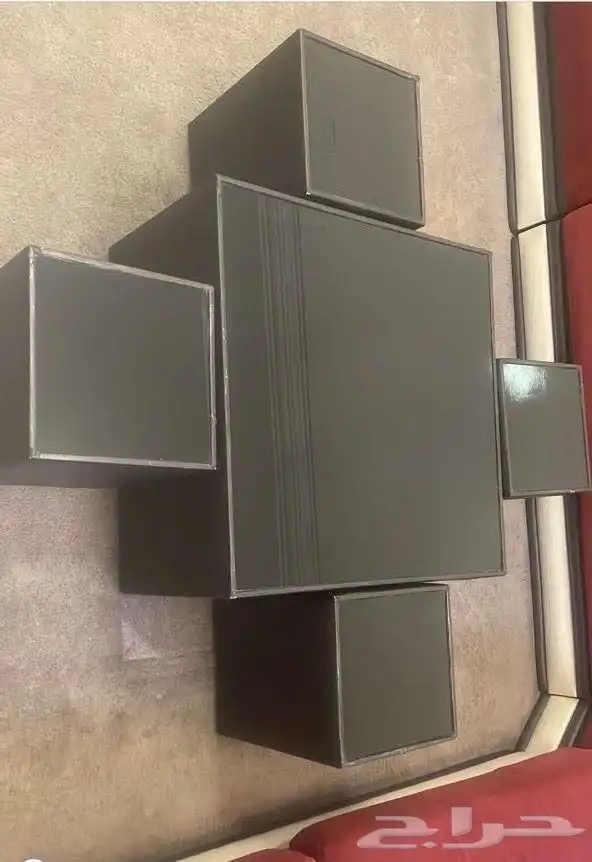 زولايات للبيع طاوله وباب 1