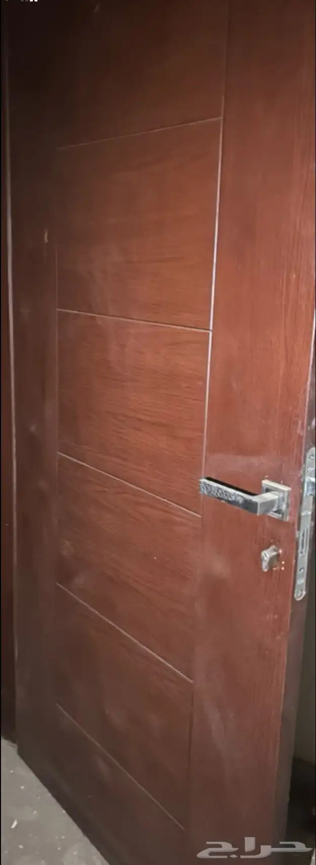 أبواب خشب خامة ممتازة ونظيفة 0