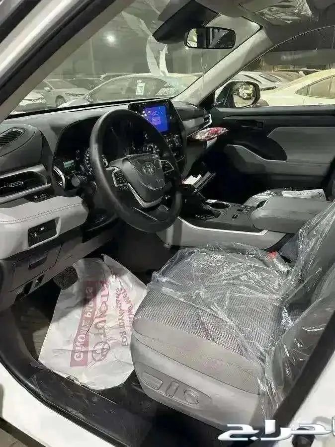 تويوتا هايلاندر LE دبل 2025 (عرض 50 50 بنك الانما بدون ربح) 5