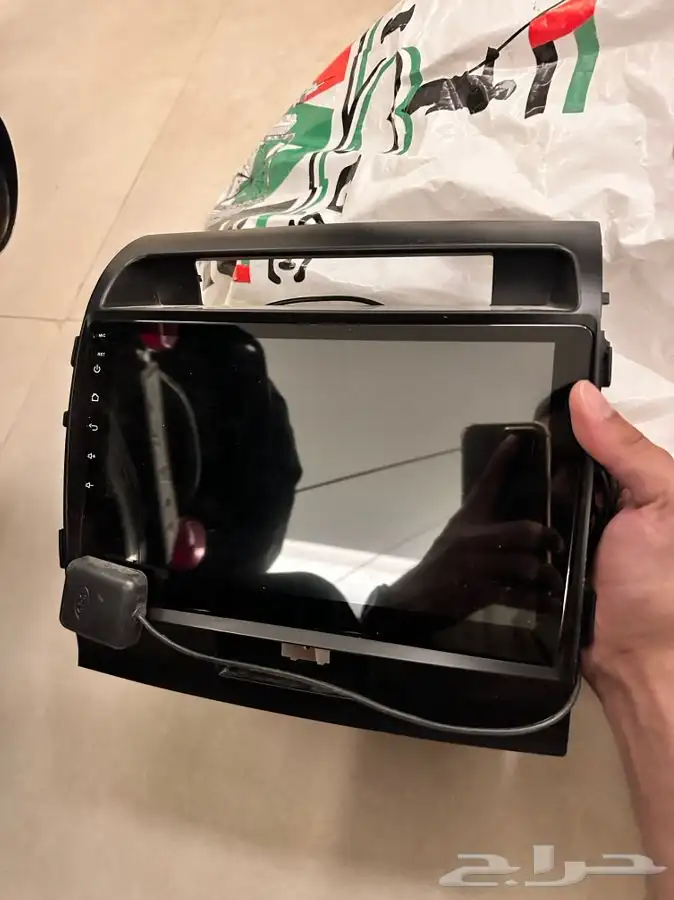 شاشة لاندكروزر 0