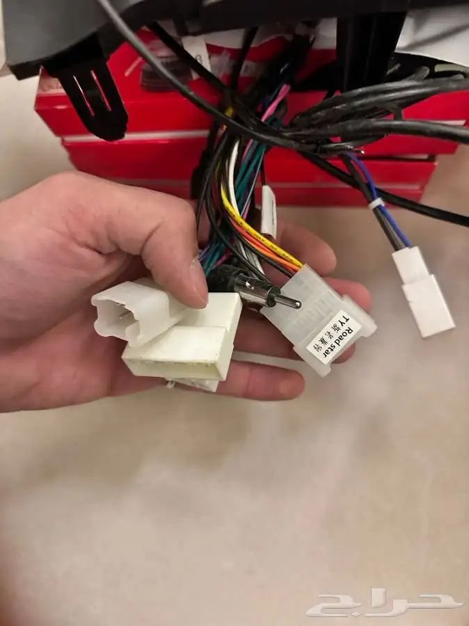 شاشة لاندكروزر 1