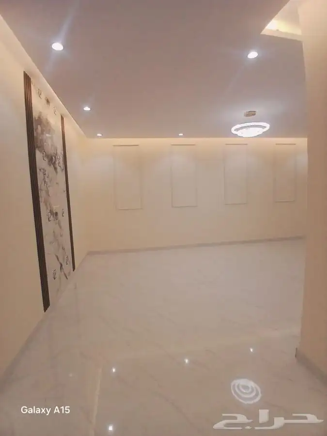 شقه كبيره للبيع 12