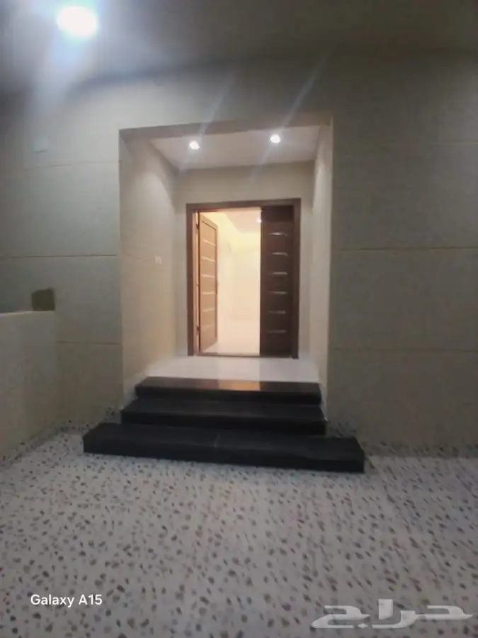شقه كبيره للبيع 5
