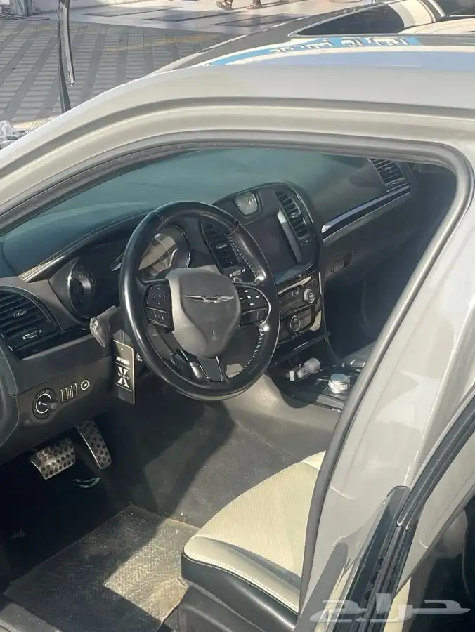 كرايزلر 300s v6 2