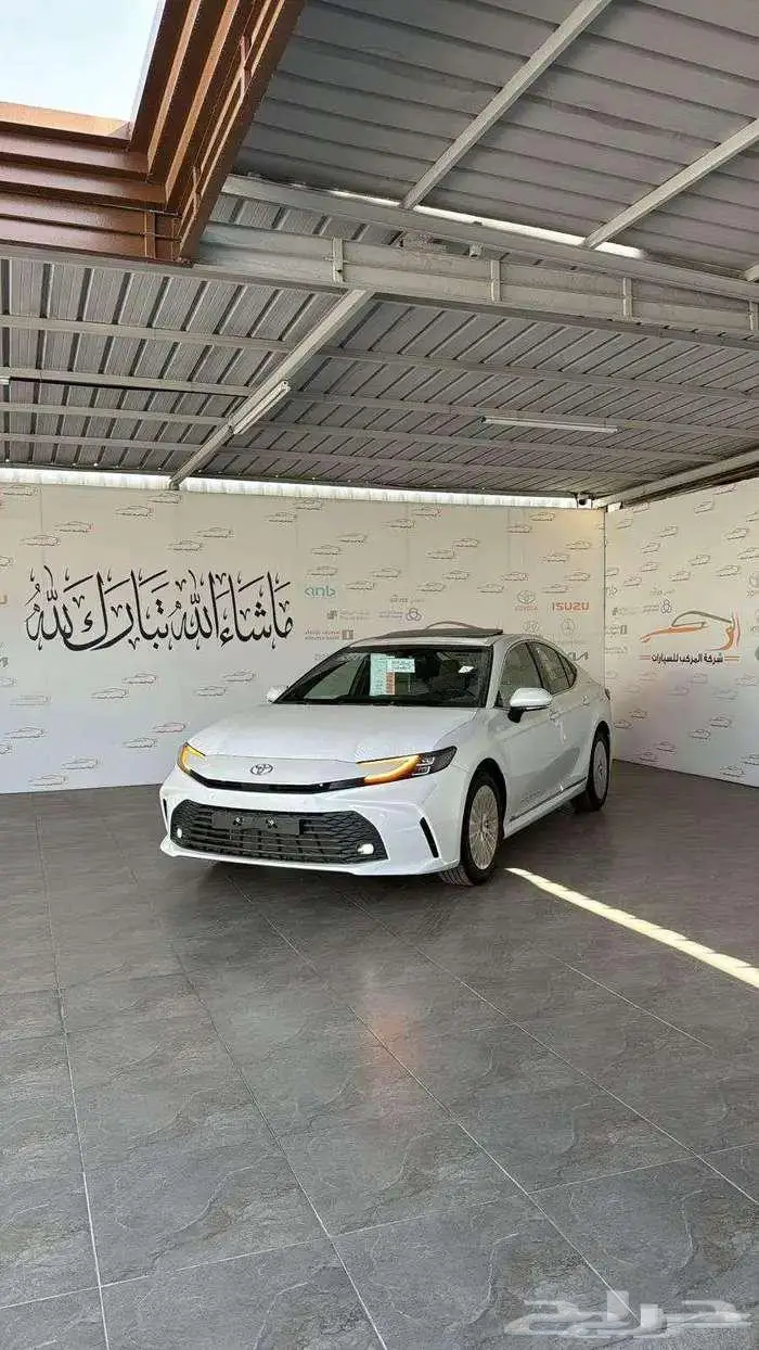 تويوتا كامري LE نص فل سعودي 2025 0
