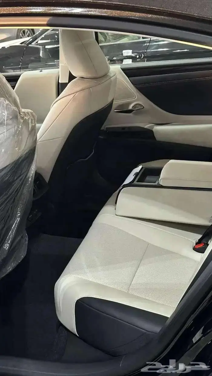 لكزس ES250AA ستاندر سعودي 2025 8