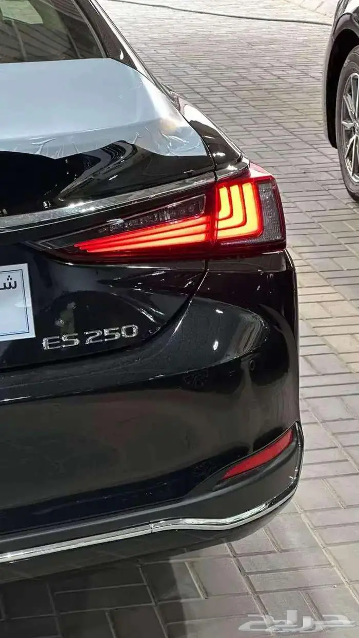 لكزس ES250AA ستاندر سعودي 2025 4