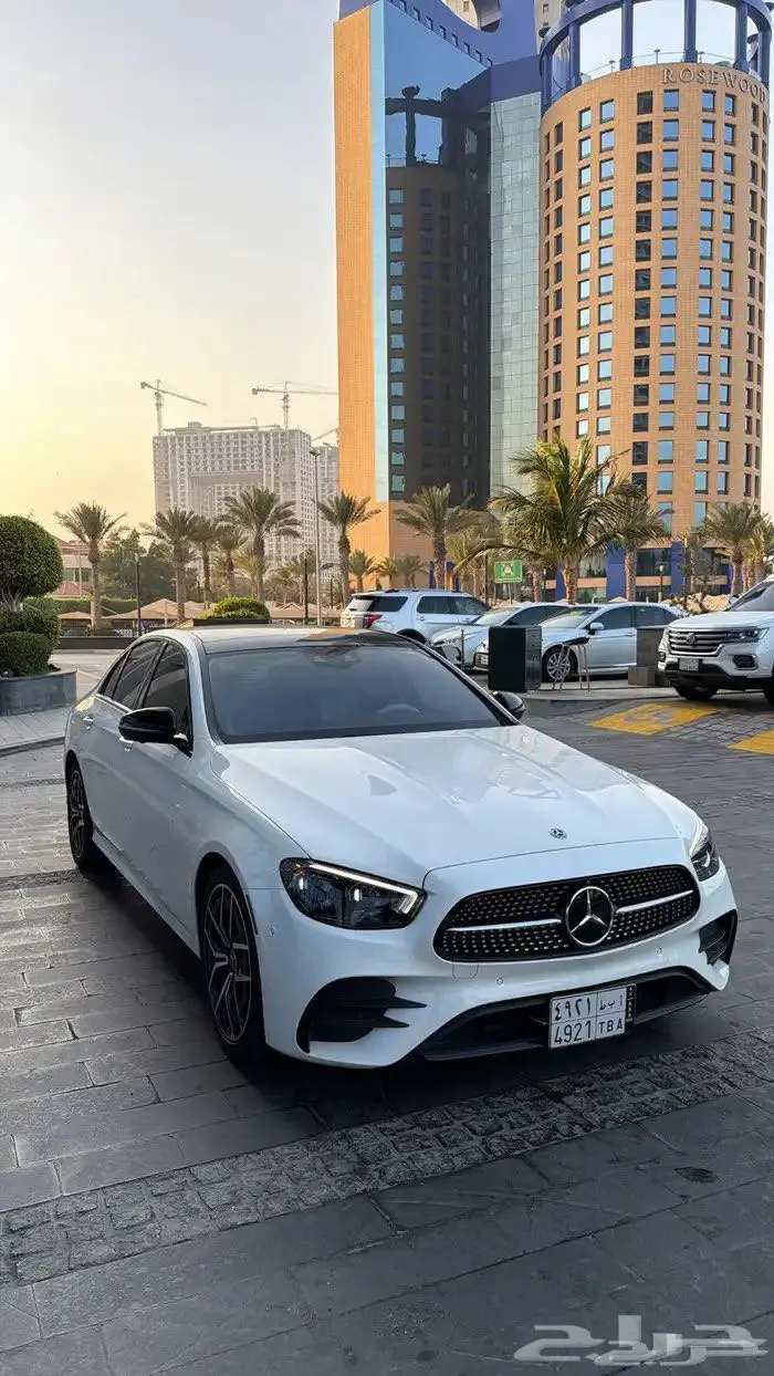 مرسيدس ديزاينو من النوادر E350 1