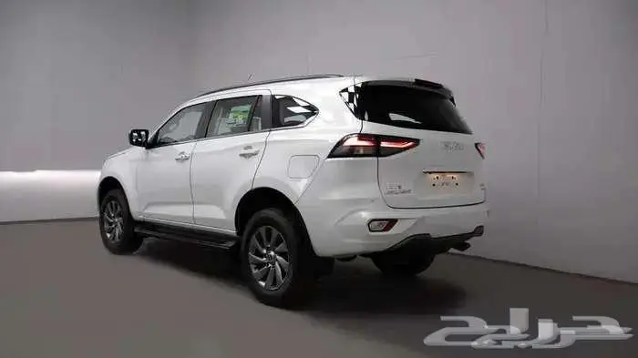 ايسوزو جيب ام يو اكس فل كامل 2024 4