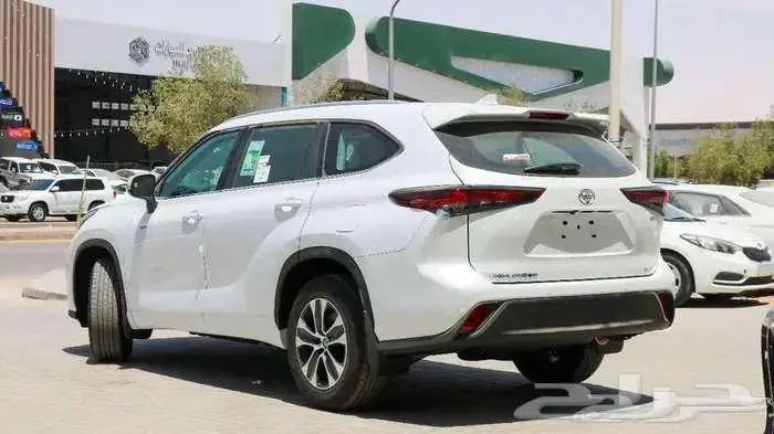 تويوتا- هايلاند-ر GLE- هايبرد- نص فل -سعودي 2025 4