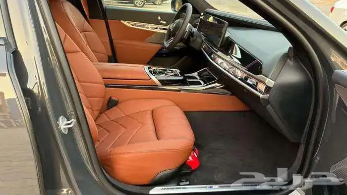 بي أم دبليو 735i موديل 2026 فل كامل أند فجول جديد M Kit 14