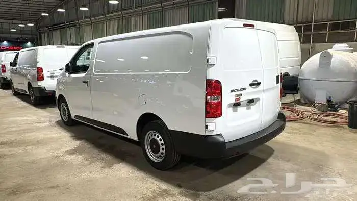 بيجو 2025 قير اوتماتيك ديزل فان بضاعه 1