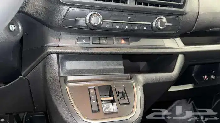 بيجو 2025 قير اوتماتيك ديزل فان بضاعه 9