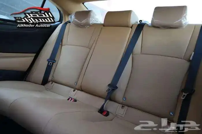 لكزس اي اس 250 4