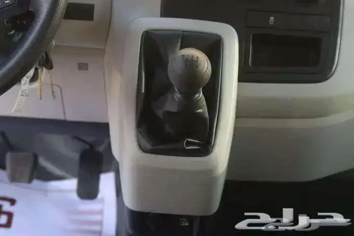 باص بضاعة بنزين سقف منخفضة موديل 2025 10