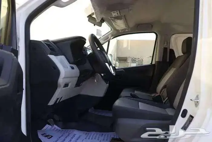 باص بضاعة بنزين سقف منخفضة موديل 2025 15