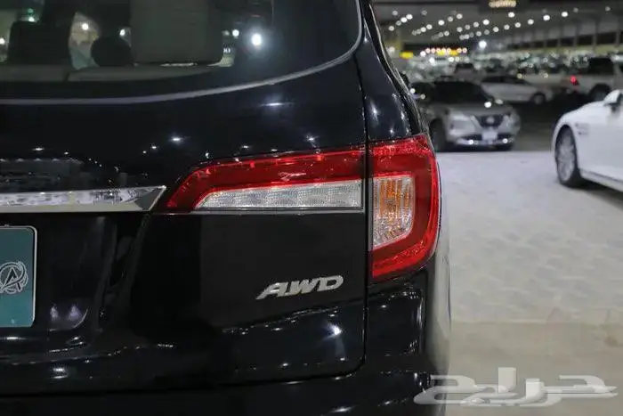 هوندا بايلوت نص فل فتحة سقف جلد ستة سلندر موديل 2019 6