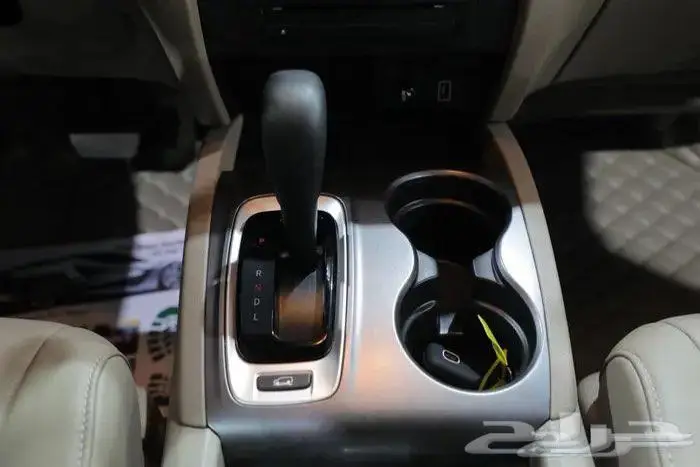 هوندا بايلوت نص فل فتحة سقف جلد ستة سلندر موديل 2019 11