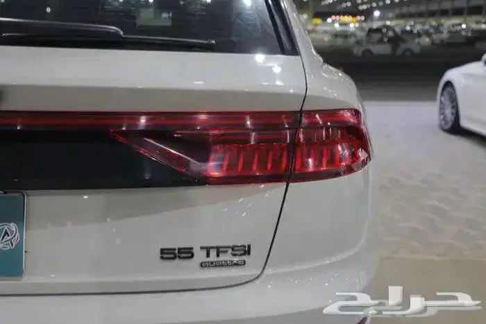 اودي Q8 فل كامل SLine بانوراما جلد ستة سلندر موديل 2022 6