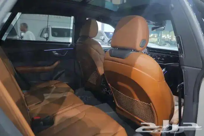 اودي Q8 فل كامل SLine بانوراما جلد ستة سلندر موديل 2022 16