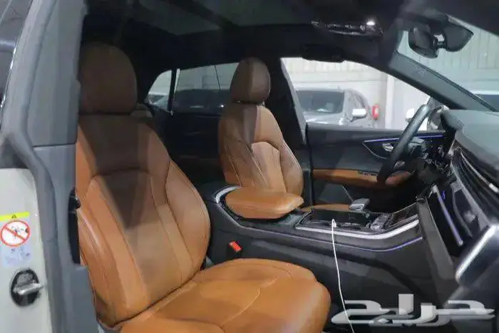 اودي Q8 فل كامل SLine بانوراما جلد ستة سلندر موديل 2022 13