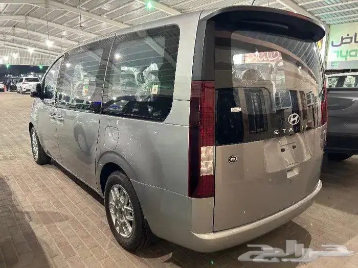 هونداي ستاريا 2025 ديزل بالنقد والتقسيط 5