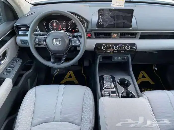 هوندا بايلوت EX 2025 8