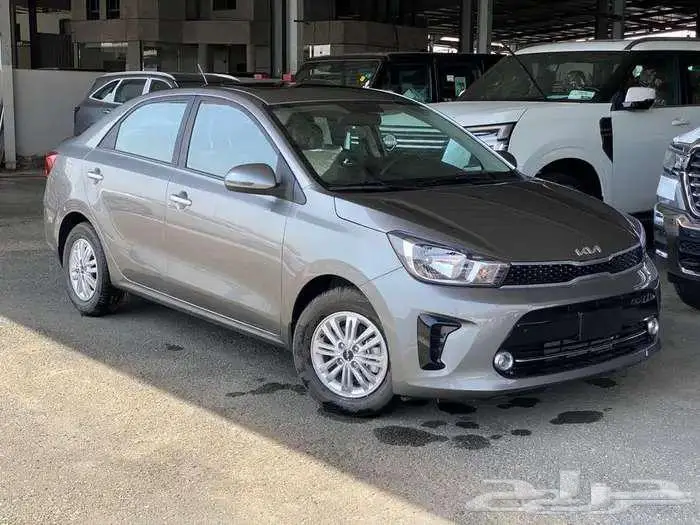 كيا بيجاس فل كامل فتحة سقف موديل 2025 11