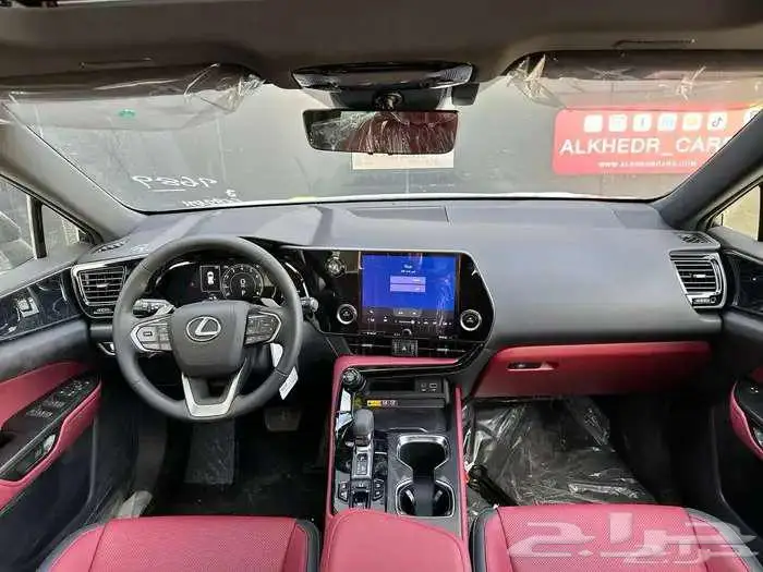 لكزس NX 350 بنزين فئة AA موديل 2025 لدى شركة الخضر 4