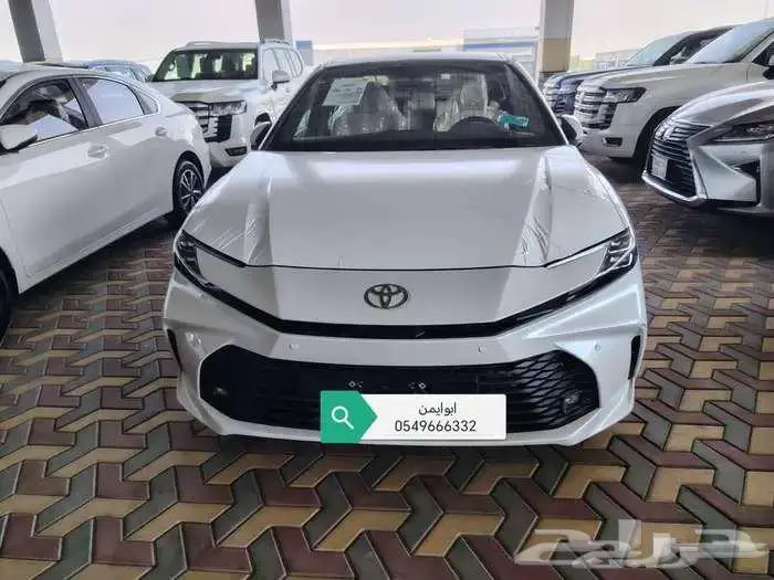 كامري LE هايبرد 2025 0