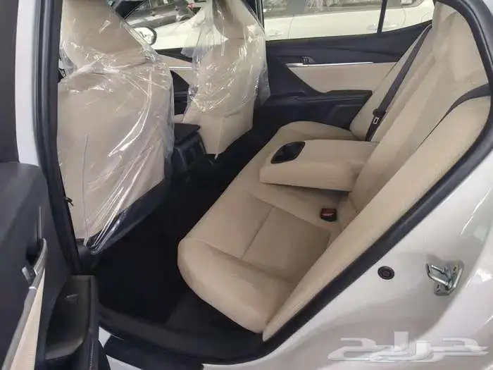 كامري LE هايبرد 2025 13