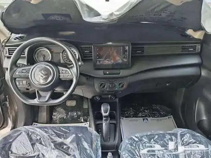 سوزوكي ارتيجا 2025 11