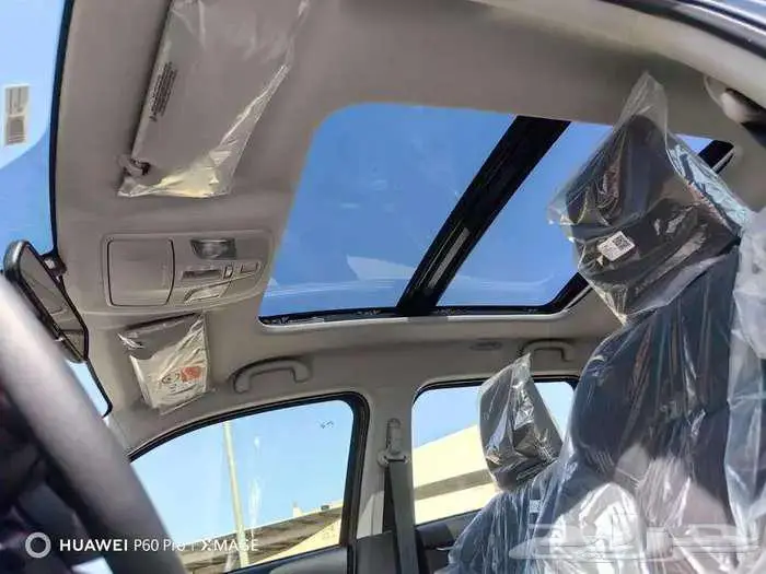 اوربان كروزر GLX موديل 2025 بنزين رمادي وابيض فقط 13