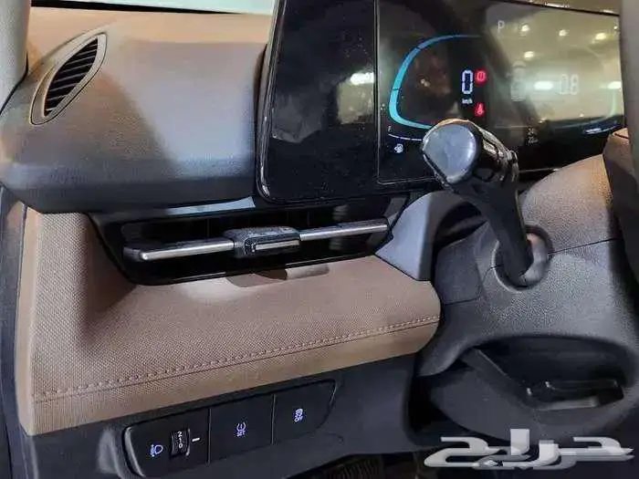 هيونداي اكسنت 25و26قسطها ببرنت تامينات فقط بدون كشف وتعريف 21