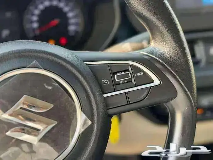 سوزوكي ديزاير استندر GL بنزين 2026 اسعار مناسبه 7