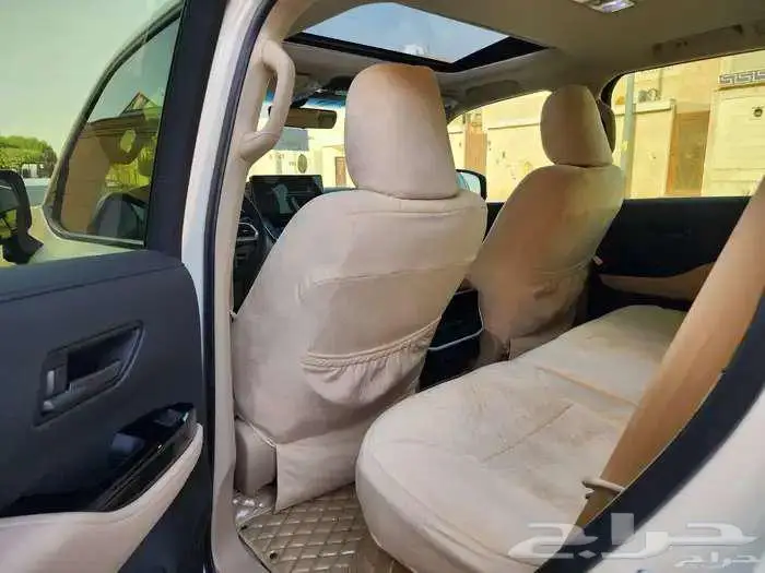 تويوتا لاندكروزر 2023 GX-R3 ( بحالة الوكالة ) 13