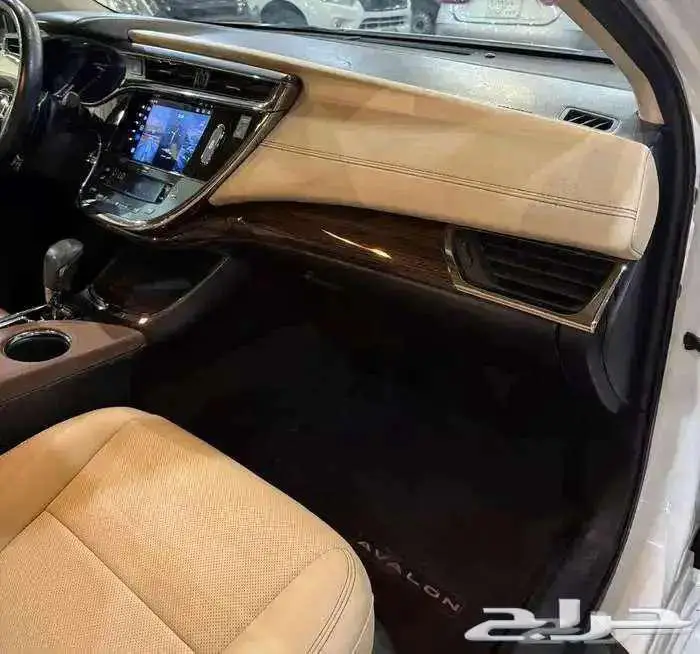 للبيع تويوتا افالون 2014 فل ابشن ليمتيد سعودي ( LIMITED ) 36