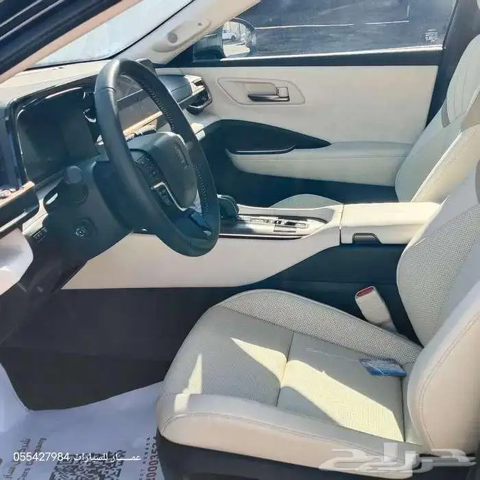 كراون بريميوم 2025 10