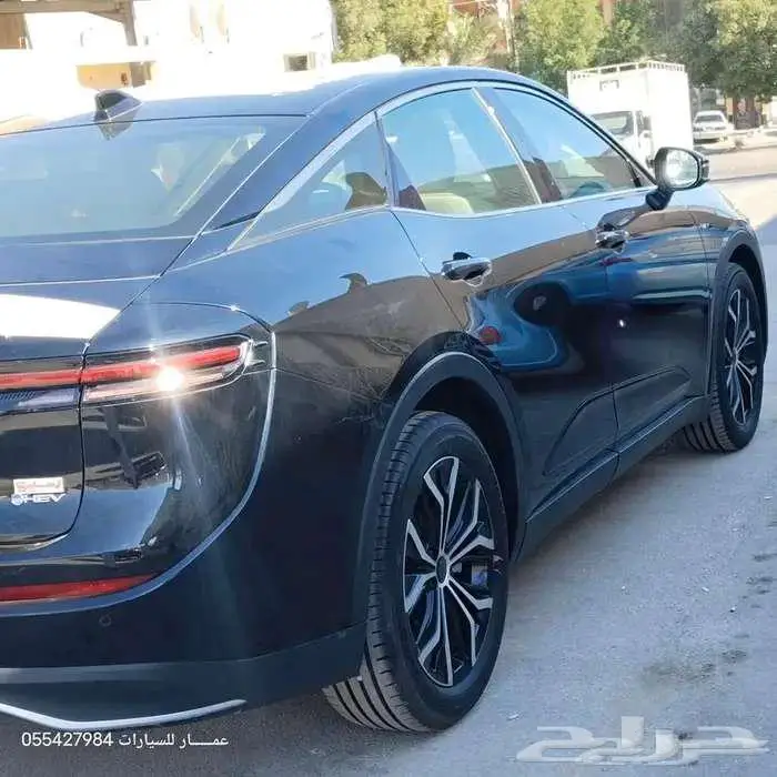 كراون بريميوم 2025 12